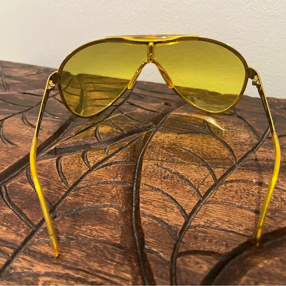 Christian Dior Rodeo Drive Limited Edition Yellow Shield Visor Sunglasses - Picture 3 of 7